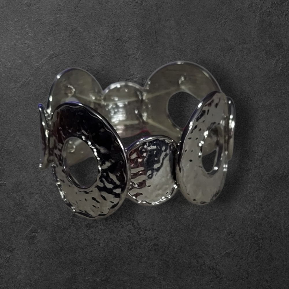 Nwt Nadinewest Hammered O Ring Stretch Bracelet